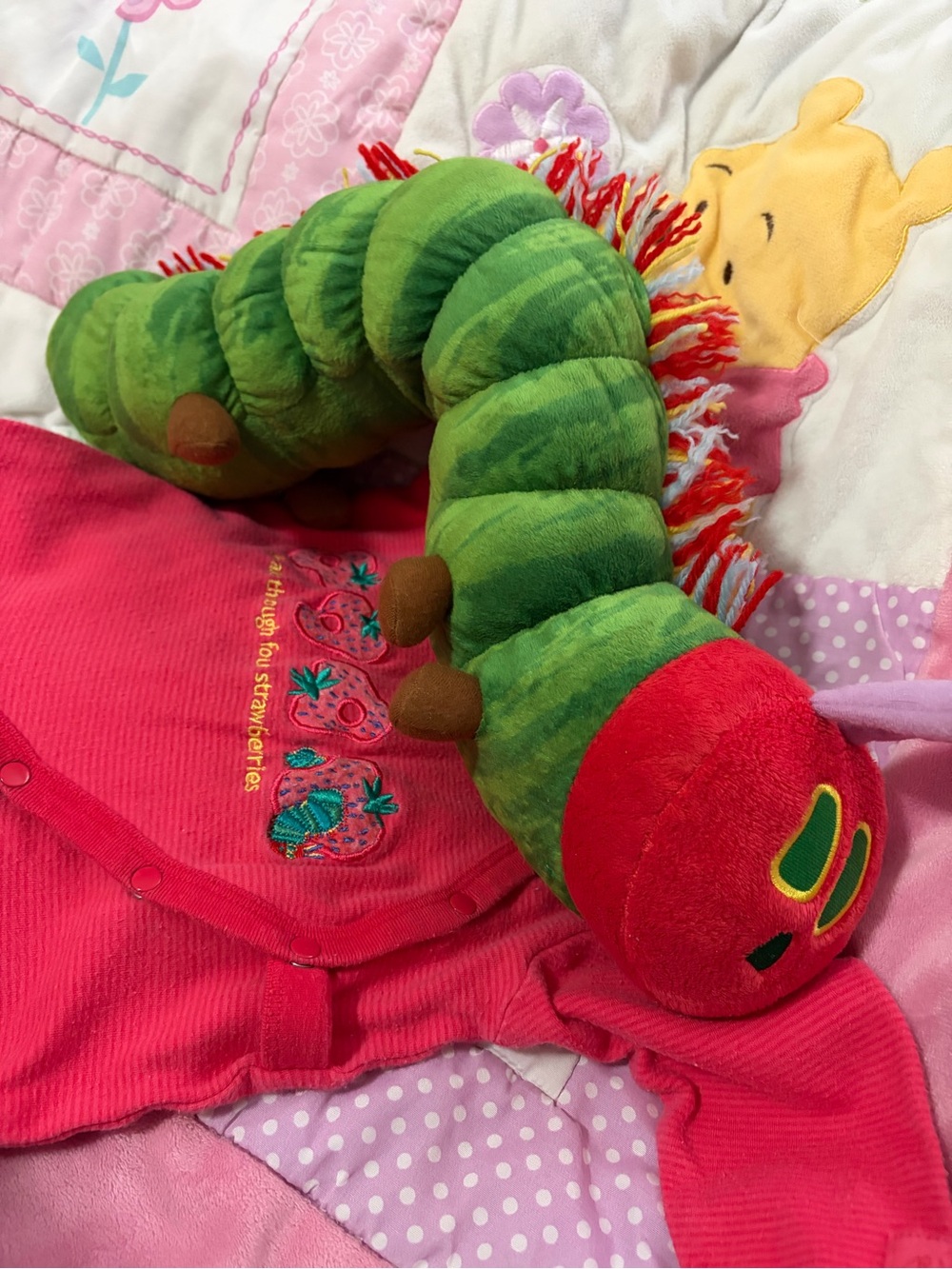 Vintage Y2K Carters 3-6M Eric Carle Caterpillar Plush + Strawberries Sleeper - Picture 11 of 15